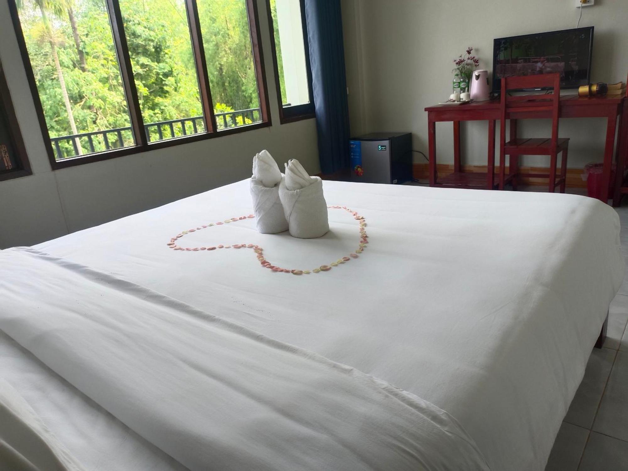 Vang Vieng Champa Hotel ภายนอก รูปภาพ