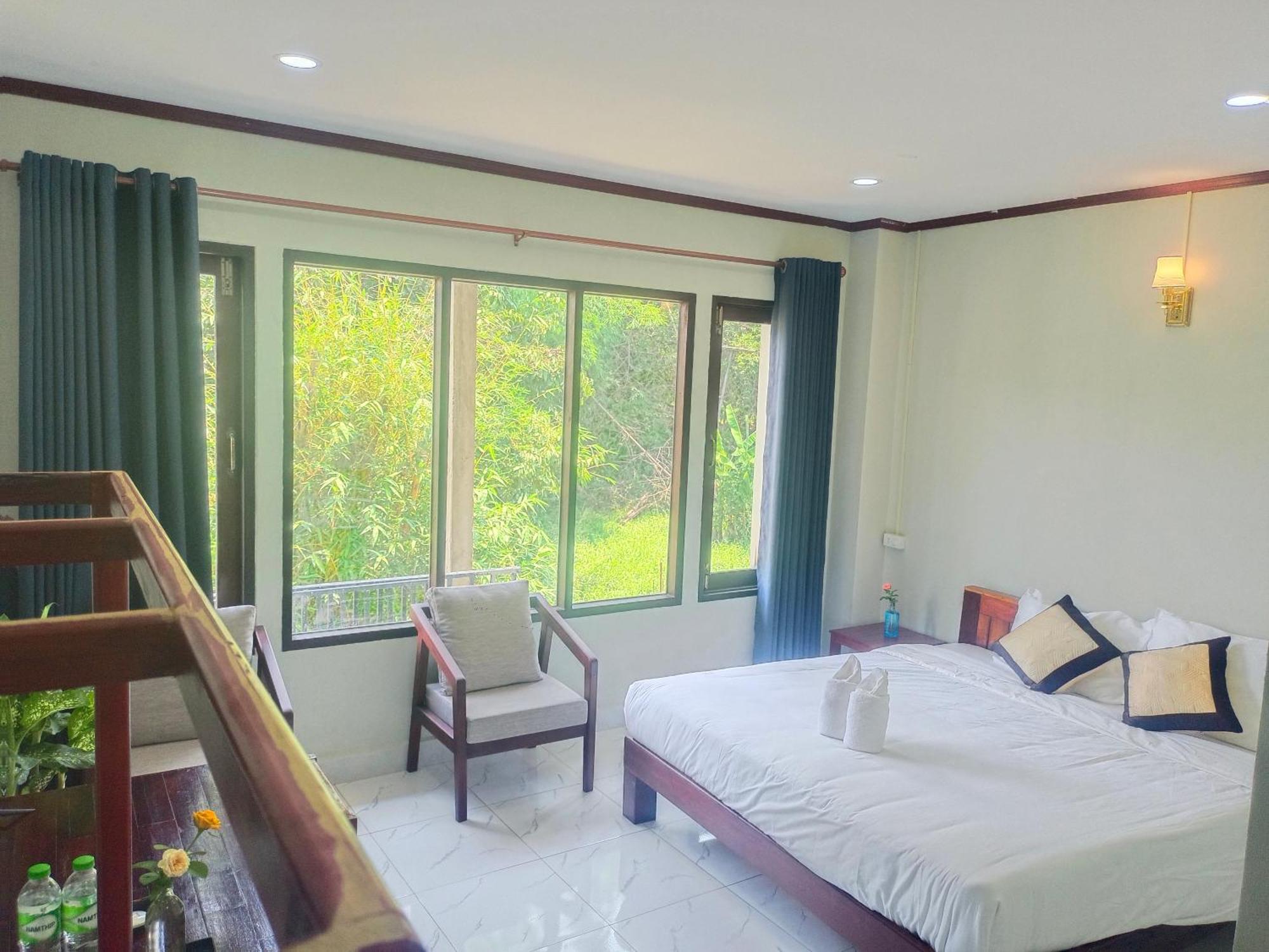 Vang Vieng Champa Hotel ภายนอก รูปภาพ